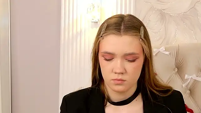 Snapshot of StacyHicks chatting on 8, 2, 2026 StacyHicks online show from 8, 2, 2026