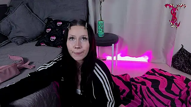 Snapshot of xdigitalxhoe chatting on 1, 6, 2026 xdigitalxhoe online show from 1, 6, 2026