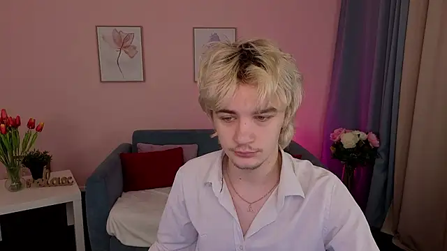 Snapshot of JameMiller chatting on 19, 2, 2026 JameMiller online show from 19, 2, 2026