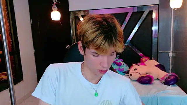 Liam Green1 online show from 16, 2, 2026