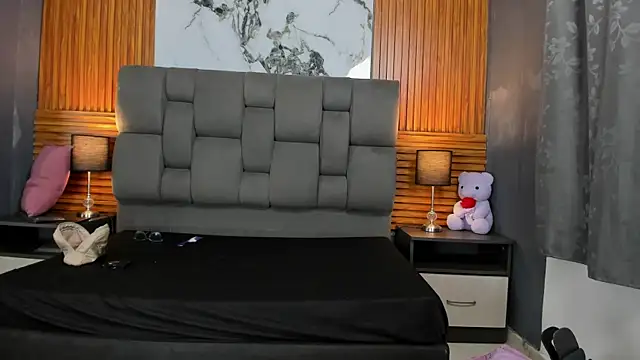  MilaRose  online show from 9, 4, 2026