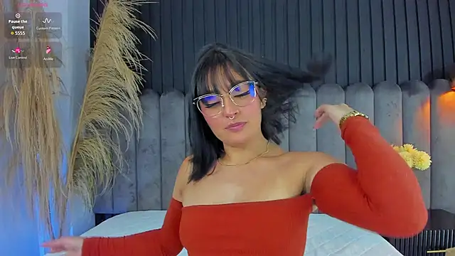 Snapshot of Nanda_vixen_ chatting on 8, 2, 2026 Nanda vixen online show from 8, 2, 2026