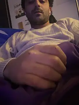 Snapshot of elia2711 chatting on 14, 2, 2026 elia2711 online show from 14, 2, 2026