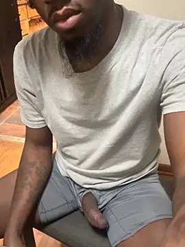 Snapshot of pussyeater_- chatting on 13, 2, 2026 pussyeater - online show from 13, 2, 2026