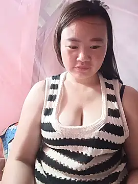 Snapshot of lisn-cute chatting on 9, 7, 2026 lisn-cute online show from 9, 7, 2026