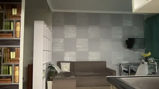 Darsy Rox online show from 13, 4, 2026