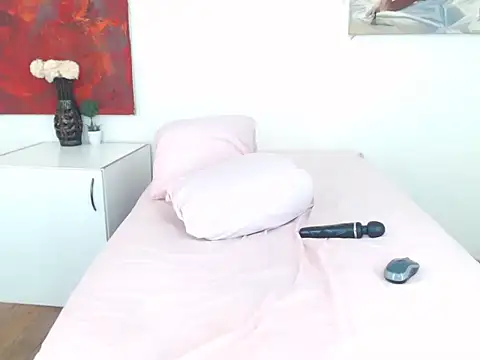 Snapshot of DARKBEAUTY20 chatting on 14, 2, 2026 DARKBEAUTY20 online show from 14, 2, 2026