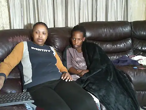 Caramel-Diva online show from 6, 4, 2026