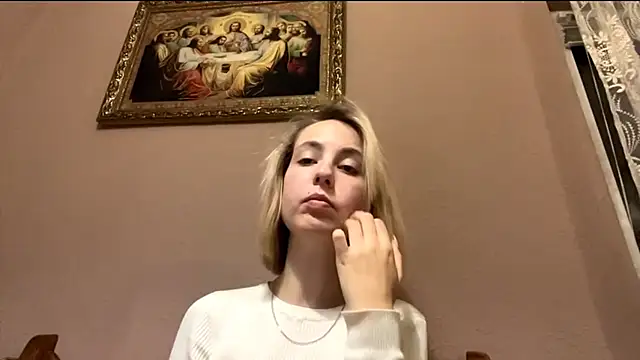 Snapshot of CharmingBlonde chatting on 8, 2, 2026 CharmingBlonde online show from 8, 2, 2026