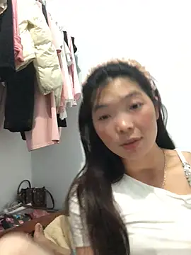 Snapshot of cuty_lusy chatting on 24, 5, 2026 cuty lusy online show from 24, 5, 2026