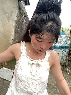 cuty lusy online show from 14, 7, 2026
