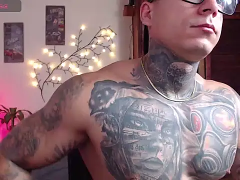 maxstrom111 online show from 12, 3, 2026