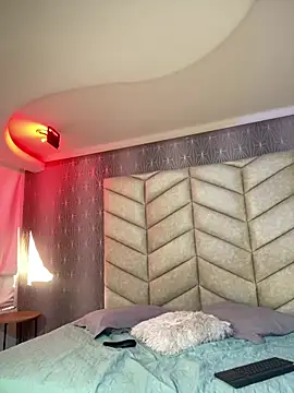 Mily Angel online show from 14, 2, 2026