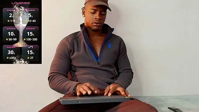 Snapshot of Lebron_black_ chatting on 8, 7, 2026 Lebron black online show from 8, 7, 2026