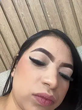 Aurea Silk online show from 9, 4, 2026