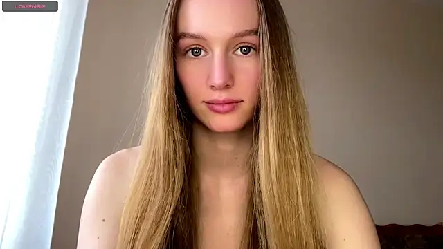Snapshot of Viktoria_Vibes chatting on 25, 4, 2026 Viktoria Vibes online show from 25, 4, 2026