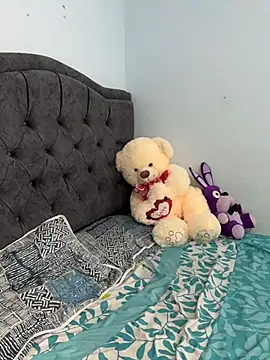 two cam latin online show from 14, 4, 2026