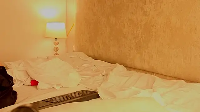 Nioki  online show from 25, 3, 2026