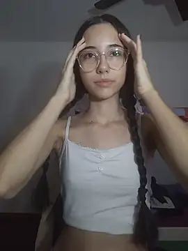 Snapshot of isaaabelaaa chatting on 2, 3, 2026 isaaabelaaa online show from 2, 3, 2026