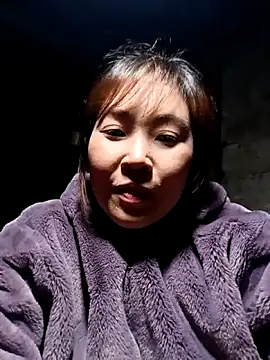 Yiyoongg online show from 22, 3, 2026