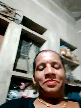 Snapshot of Anitarakkoli chatting on 2, 6, 2026 Anitarakkoli online show from 2, 6, 2026