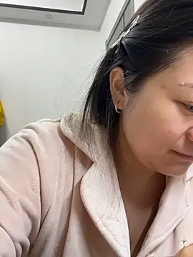 Snapshot of DDoo21 chatting on 2, 4, 2026 DDoo21 online show from 2, 4, 2026