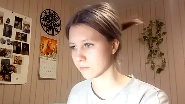 RunawayBr1de online show from 28, 2, 2026