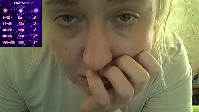 Snapshot of CurvyWild_Lady30 chatting on 22, 4, 2026 CurvyWild Lady30 online show from 22, 4, 2026