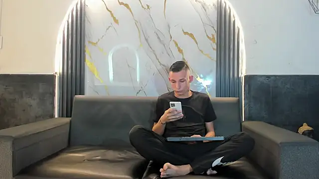 Isaak 26 online show from 14, 3, 2026