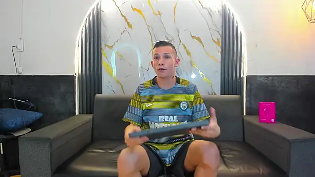 Isaak 26 online show from 23, 3, 2026