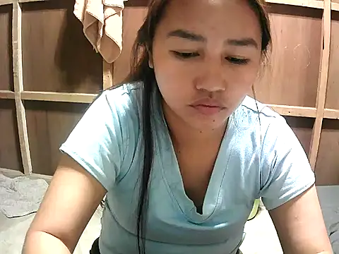 Snapshot of Cloudette_17 chatting on 20, 2, 2026 Cloudette 17 online show from 20, 2, 2026