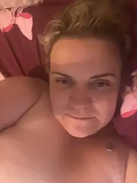 Snapshot of Piper_Milf_36 chatting on 18, 6, 2026 Piper Milf 36 online show from 18, 6, 2026