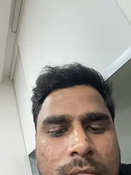 hassuniii online show from 9, 2, 2026