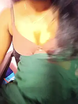 manu sexy  online show from 1, 4, 2026