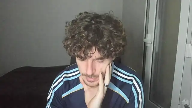 Snapshot of joaquin420_hot chatting on 15, 2, 2026 joaquin420 hot online show from 15, 2, 2026