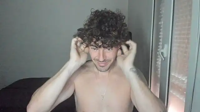 Snapshot of joaquin420_hot chatting on 1, 3, 2026 joaquin420 hot online show from 1, 3, 2026