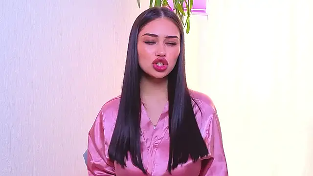 Sofia Plump online show from 2, 3, 2026