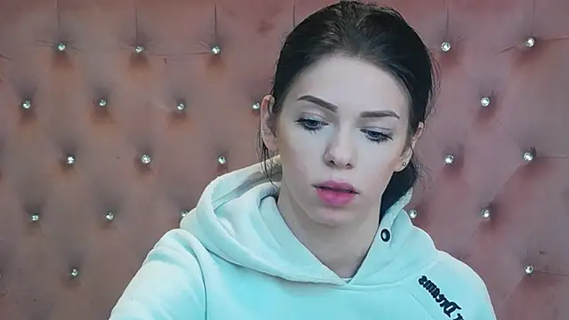 Snapshot of PeachyElla26 chatting on 20, 2, 2026 PeachyElla26 online show from 20, 2, 2026