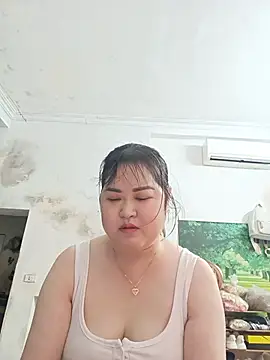 Snapshot of Kee-kimlee chatting on 7, 7, 2026 Kee-kimlee online show from 7, 7, 2026