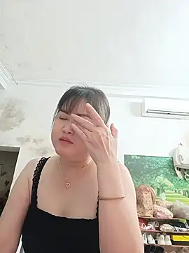 Snapshot of Kee-kimlee chatting on 8, 7, 2026 Kee-kimlee online show from 8, 7, 2026