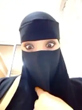 Snapshot of -Marmar- chatting on 12, 4, 2026 -Marmar- online show from 12, 4, 2026