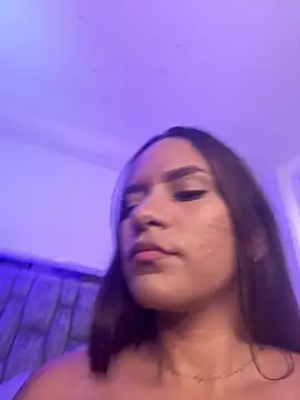 Snapshot of amara_wet04 chatting on 18, 5, 2026 amara wet04 online show from 18, 5, 2026