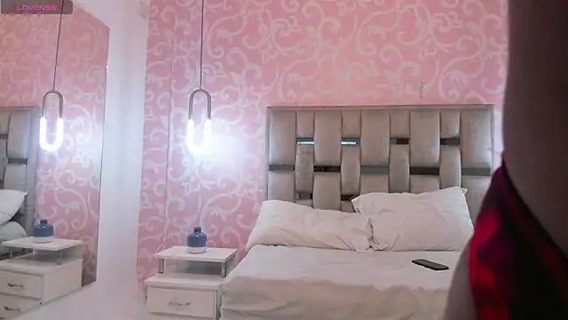 Snapshot of SamanthaGrace1 chatting on 10, 2, 2026 SamanthaGrace1 online show from 10, 2, 2026