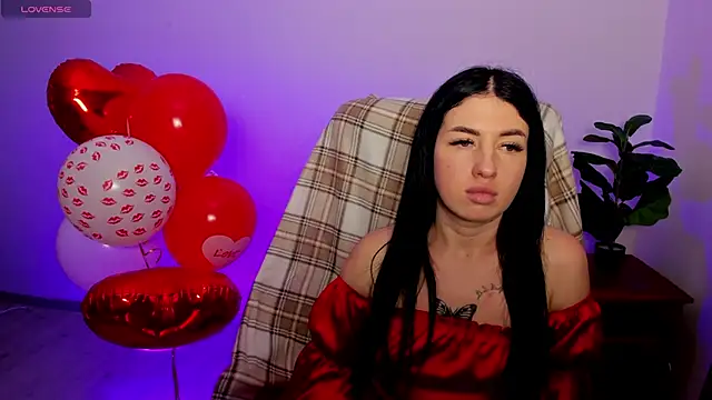 Snapshot of milanasky5 chatting on 13, 2, 2026 milanasky5 online show from 13, 2, 2026