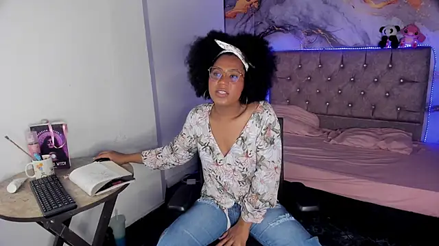 Snapshot of CataleyaMoon_ chatting on 13, 4, 2026 CataleyaMoon online show from 13, 4, 2026