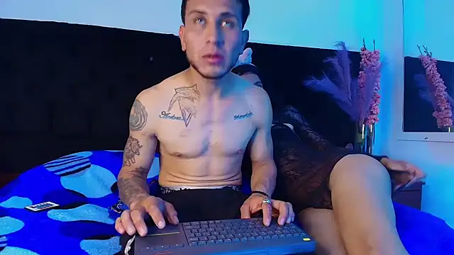 thonixxandluna online show from 3, 3, 2026