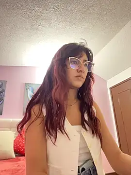 VelariaSoft online show from 8, 4, 2026