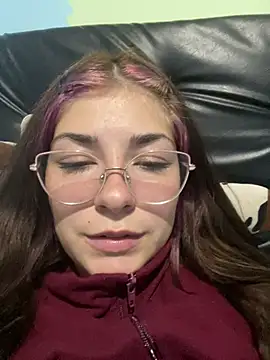 Snapshot of Luna33- chatting on 3, 6, 2026 Luna33- online show from 3, 6, 2026