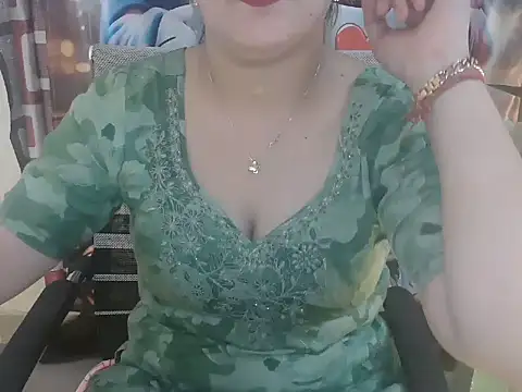 Snapshot of _chitranshi chatting on 10, 5, 2026 chitranshi online show from 10, 5, 2026