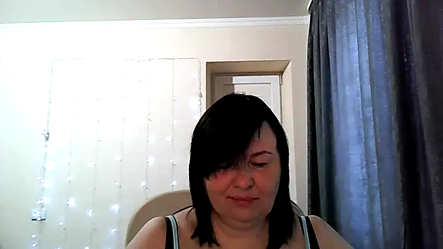 Snapshot of EmilliXXX chatting on 23, 2, 2026 EmilliXXX online show from 23, 2, 2026